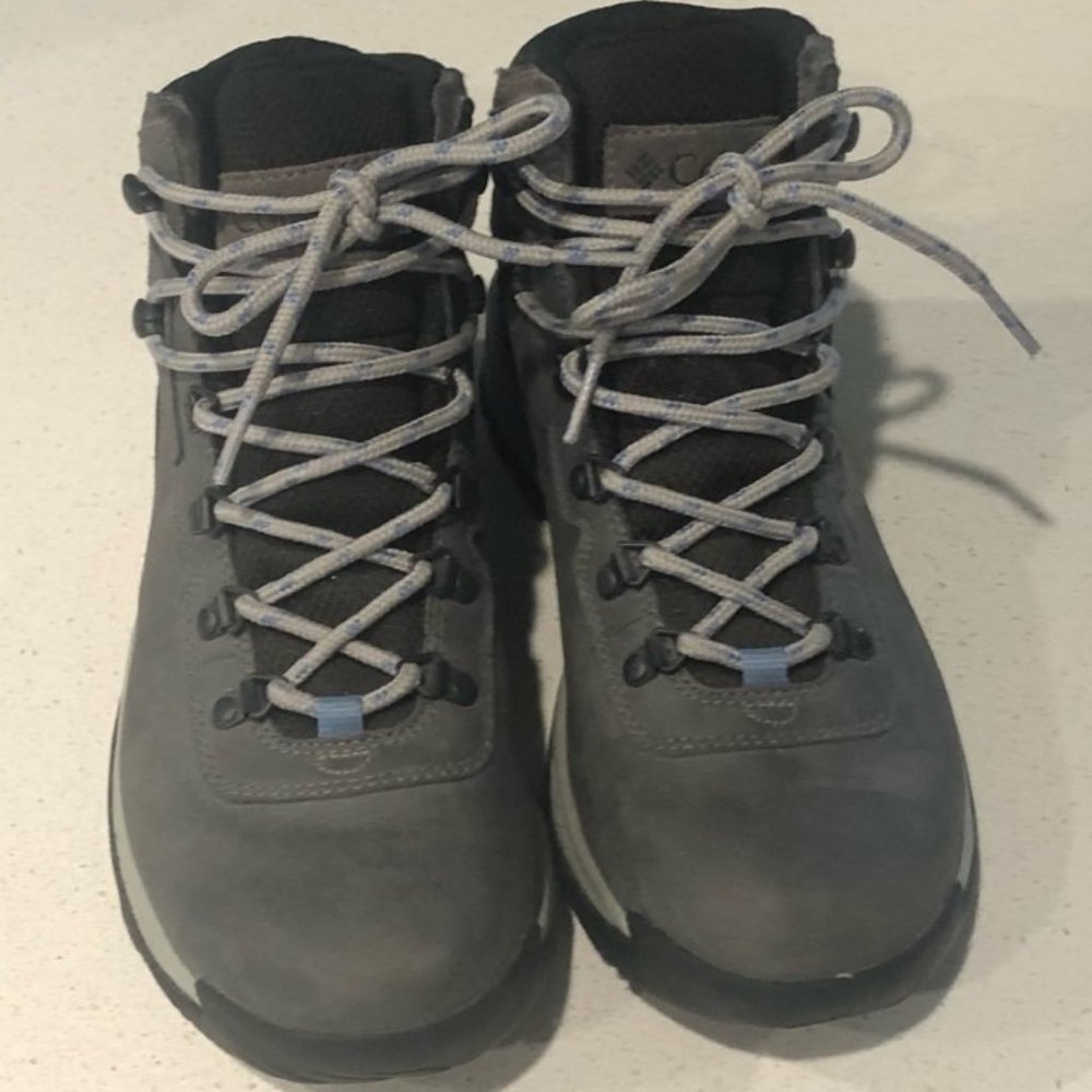 Columbia Newton Ridge Hiking Boots Size 10
